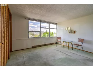 Photo #6: 22015959 Listing