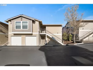 Photo #2: 22016430 Listing 