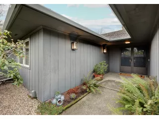 Photo #3: 22017733 Listing