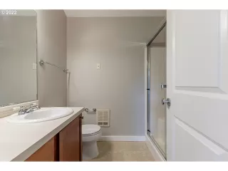 Photo #3: 22017801 Listing