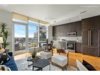 Photo #3: 22018462 Listing