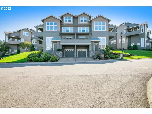 MLS: 22019203 Condo For Sale