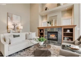 Photo #4: 22019203 Listing