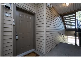 Photo #2: 22019365 Listing