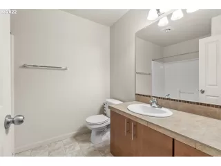 Photo #4: 22019365 Listing