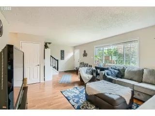 Photo #4: 22019741 Listing