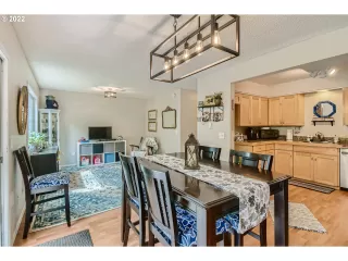 Photo #6: 22019741 Listing