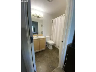 Photo #4: 22020522 Listing