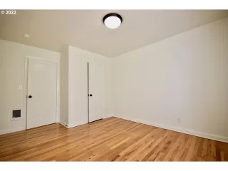 Photo #3: 22020779 Listing