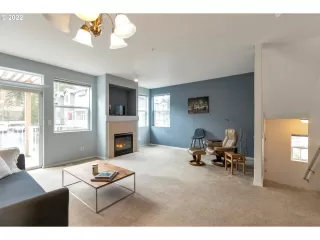 Photo #4: 22021801 Listing 