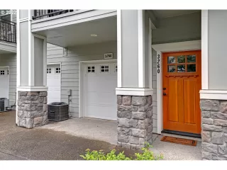 Photo #2: 22022607 Listing 