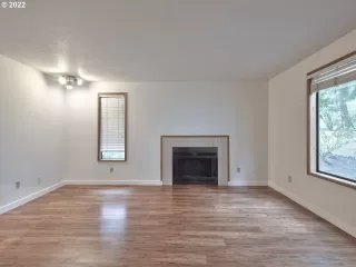 Photo #2: 22023002 Listing