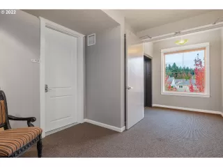 Photo #6: 22023210 Listing