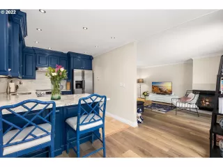 Photo #6: 22023774 Listing 