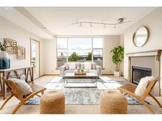 Photo #2: 22023829 Listing 