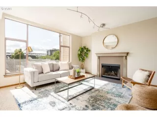 Photo #5: 22023829 Listing 