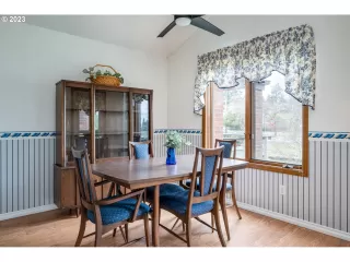 Photo #6: 22025496 Listing 