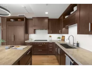 Photo #4: 22025869 Listing