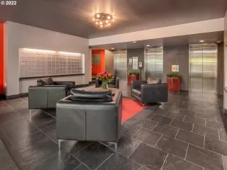 Photo #3: 22026083 Listing
