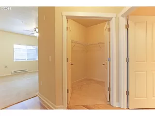 Photo #1: 22026380 Listing 