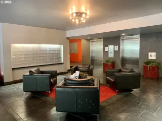 Photo #2: 22026628 Listing 