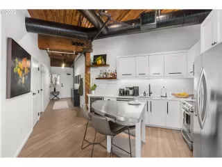 Photo #1: 22026860 Listing