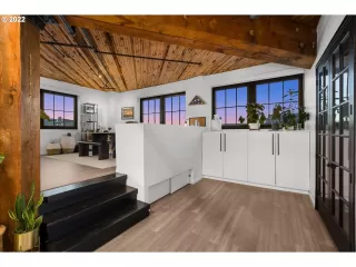 Photo #3: 22026860 Listing