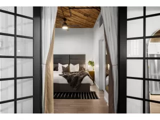 Photo #4: 22026860 Listing