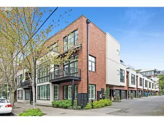 Photo #1: 22027339 Listing