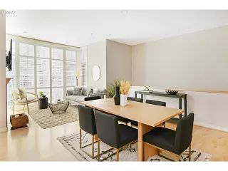 Photo #4: 22027339 Listing