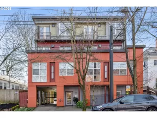 Click for more information on MLS # 22028815 : 1974 NW LOVEJOY ST 4 More Details about MLS # 22028815 : 1974 NW LOVEJOY ST 4
