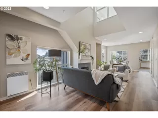 Photo #2: 22028815 Listing 