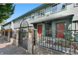 Photo #2: 22029789 Listing