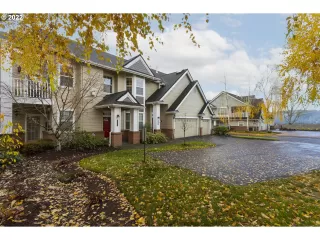 Photo #3: 22029837 Listing