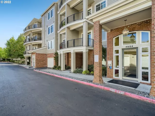 MLS: 22029926 Condo For Sale