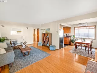 Photo #2: 22030018 Listing 