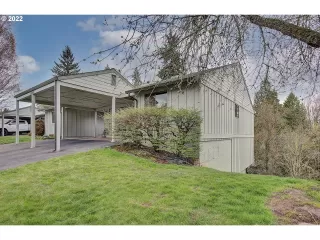 Photo #1: 22030618 Listing