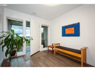 Photo #3: 22034880 Listing