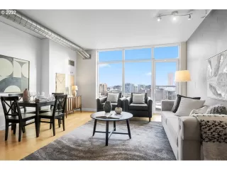 Photo #1: 22035214 Listing