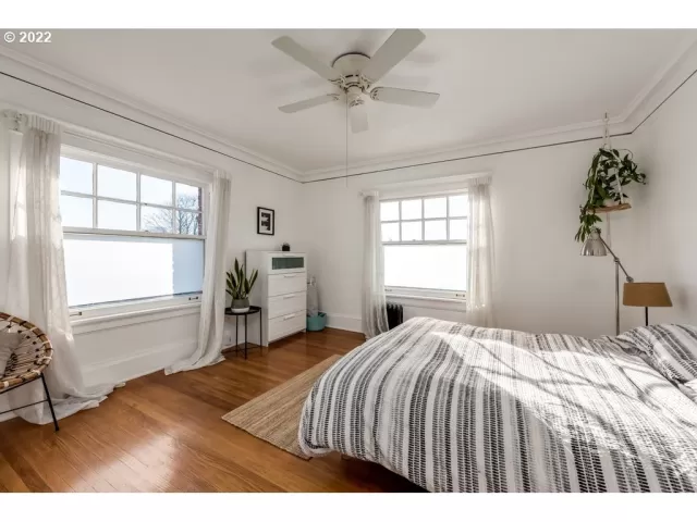 MLS: 22035946 Condo For Sale