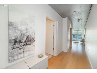 Photo #1: 22037595 Listing