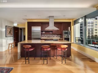 Photo #6: 22038138 Listing 