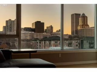 Photo #4: 22038520 Listing