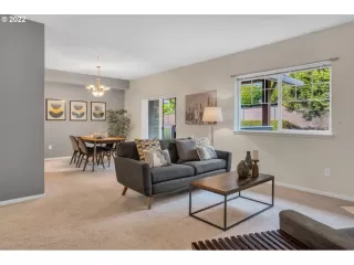 Photo #2: 22040176 Listing