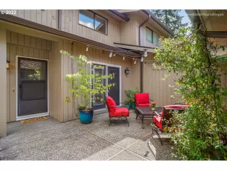 Photo #6: 22040680 Listing 