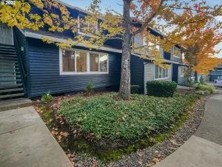 Photo #6: 22041449 Listing