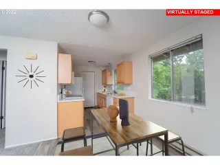 Photo #4: 22041666 Listing 