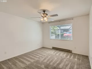 Photo #5: 22041828 Listing