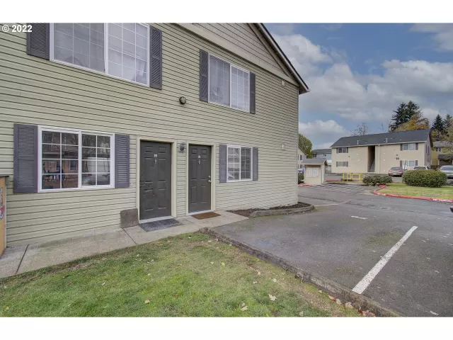 MLS: 22042161 Condo For Sale