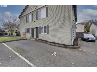 Photo #2: 22042161 Listing